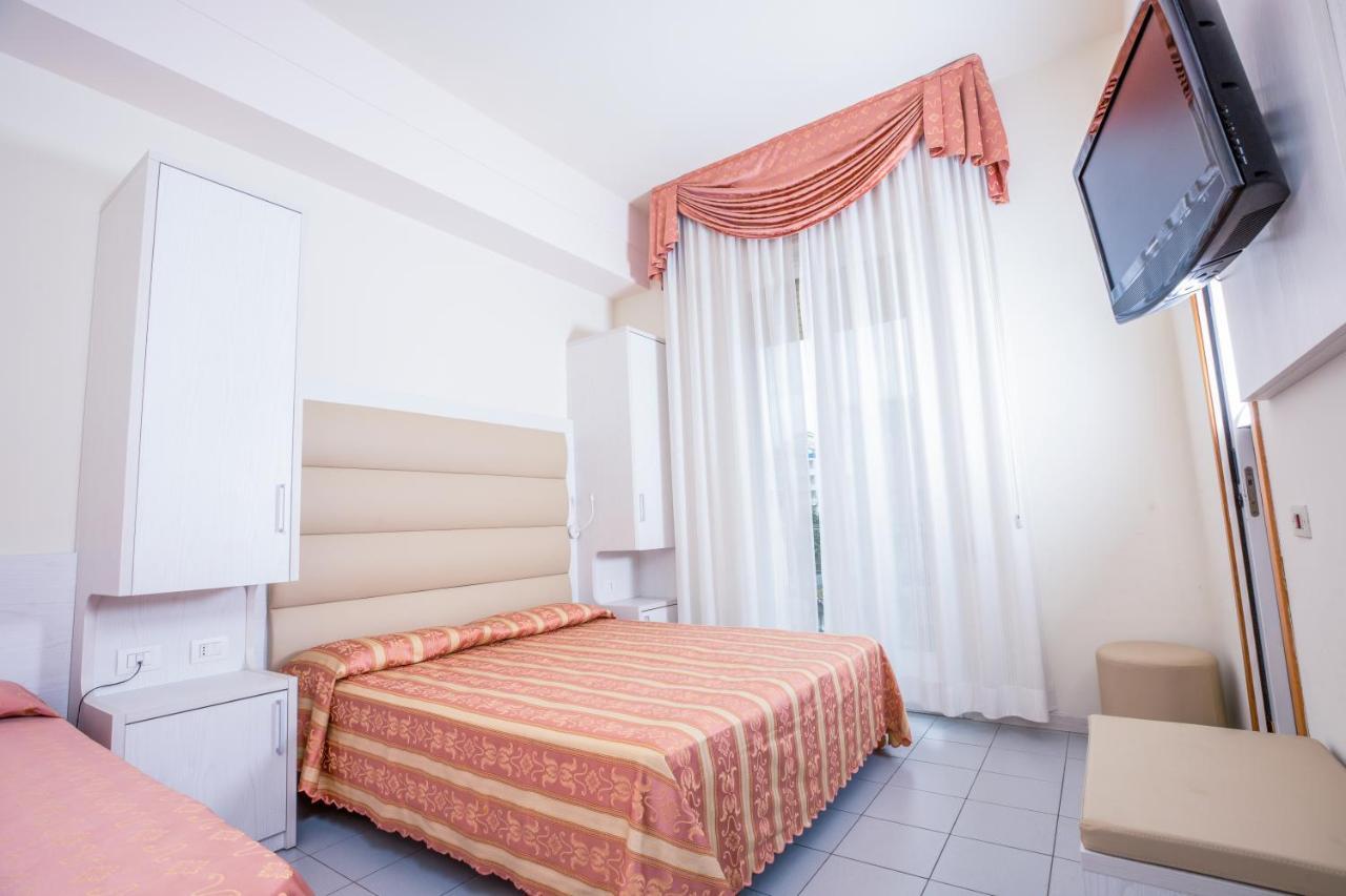 Hotel Rosalba - Valentini Family Village Bellaria-Igea Marina Exterior foto
