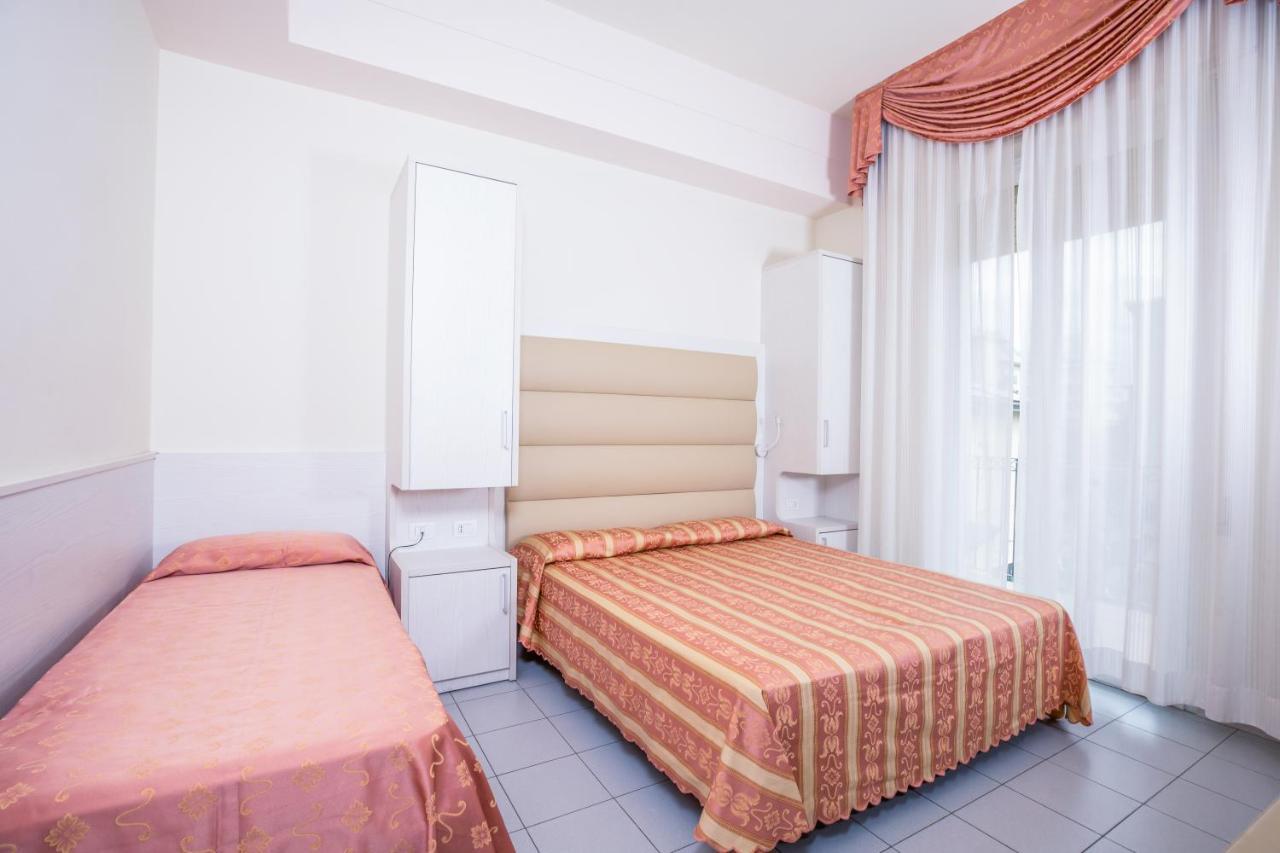 Hotel Rosalba - Valentini Family Village Bellaria-Igea Marina Exterior foto