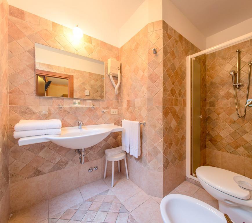 Hotel Rosalba - Valentini Family Village Bellaria-Igea Marina Habitación foto
